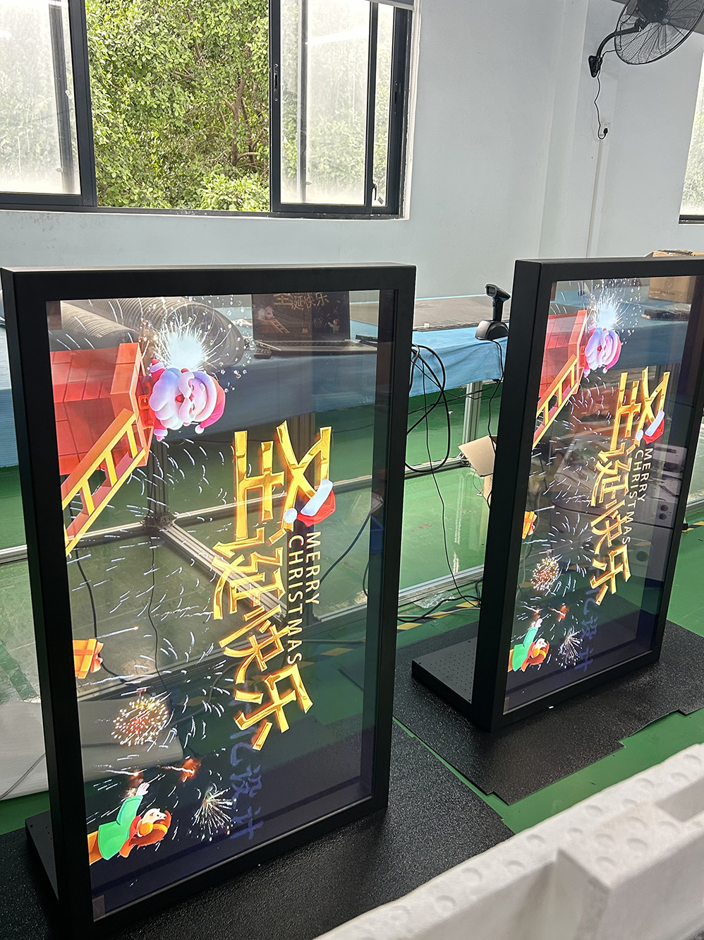 出海新势|华心透明屏 × 移动数字人,深耕马来西亚、卡塔尔市场,全球需求持续爆发