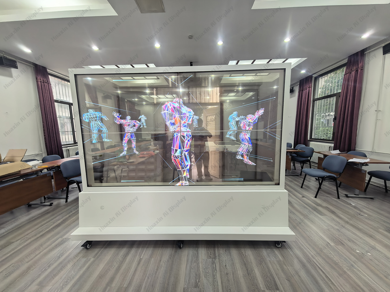 屏显新质体验|北京中科院 2×2 透明 OLED 拼接项目顺利交付